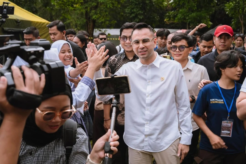 Raffi Ahmad dalam acara Kemping Kebangsaan. [Instagram @raffinagita1717]